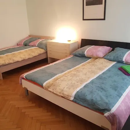 National Avenue Apt * براغ