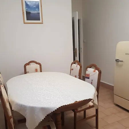 National Avenue Apt شقة